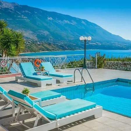 فيلة Sleeps 4 Pool Air Con Wifi Karavádhos